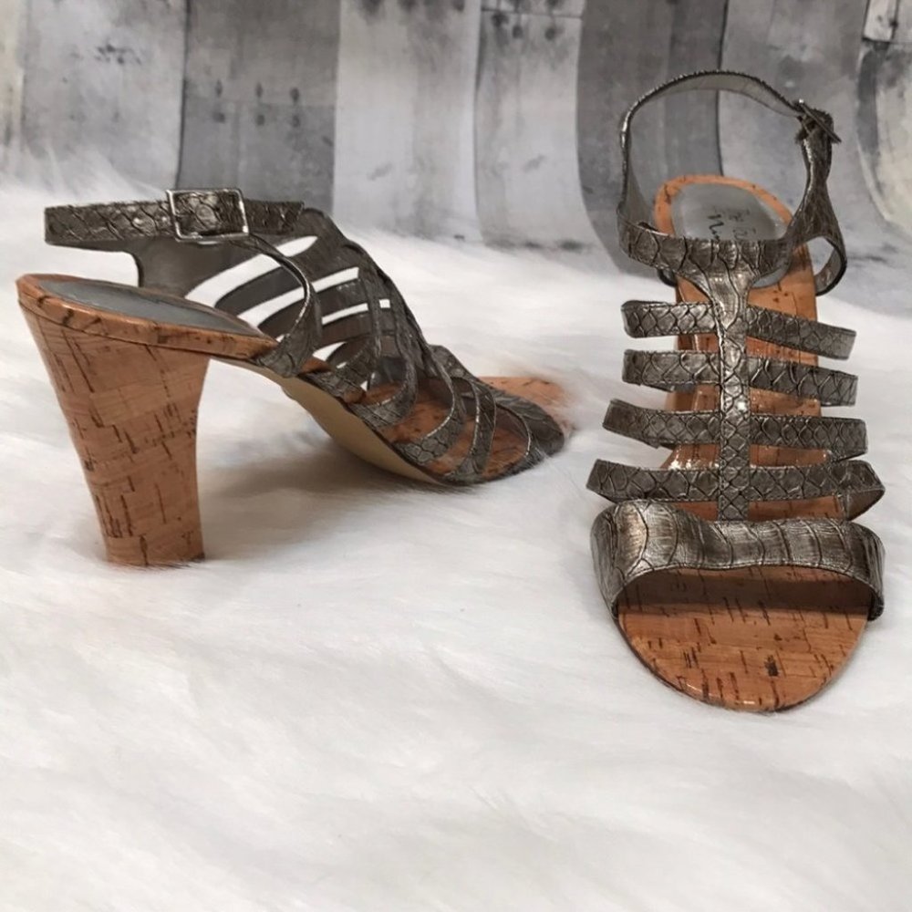 The touch of Nina silver snakeskin shoe with cork heel size 9.5 Y2K vintage - Picture 3 of 8
